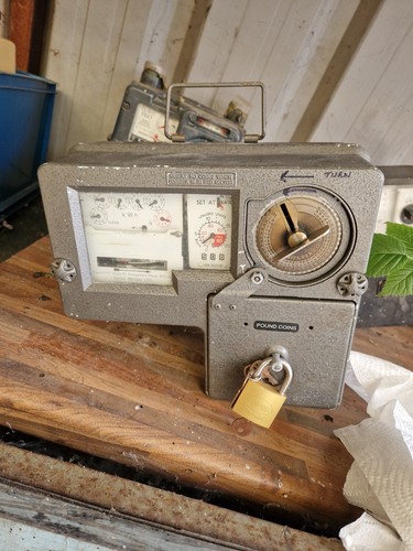 Misuratore elettricità a - elettricità,